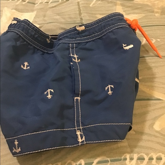 Carter’s 3/6 mo shorts blue with anchors & top 3/6 cute pattern nice out… - Picture 2 of 10